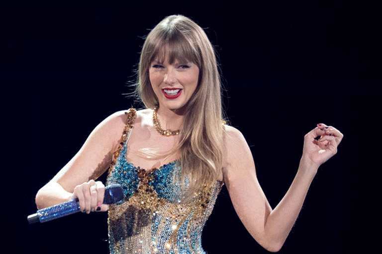 La chanteuse Taylor Swift sur scne  Arlington au Texas, le 31 mars 2023