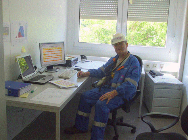 image002